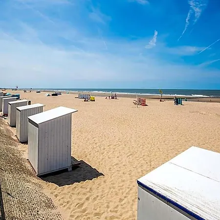 With 3 Bedrooms And Sea View