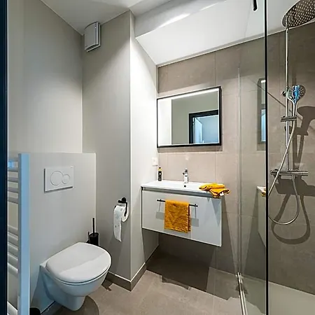 With 3 Bedrooms And Sea View Hotel Ostend