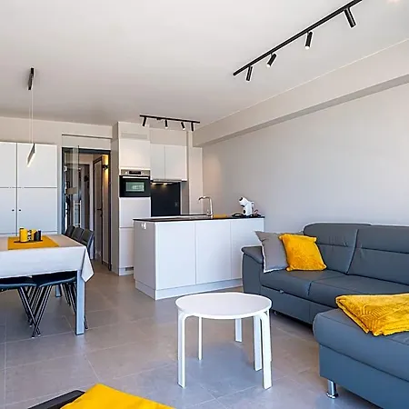 With 3 Bedrooms And Sea View Hotel Ostend
