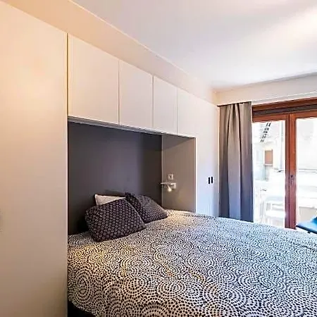 With 3 Bedrooms And Sea View *