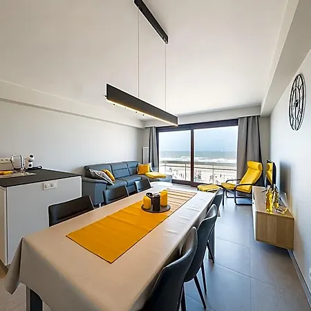 With 3 Bedrooms And Sea View Ostend